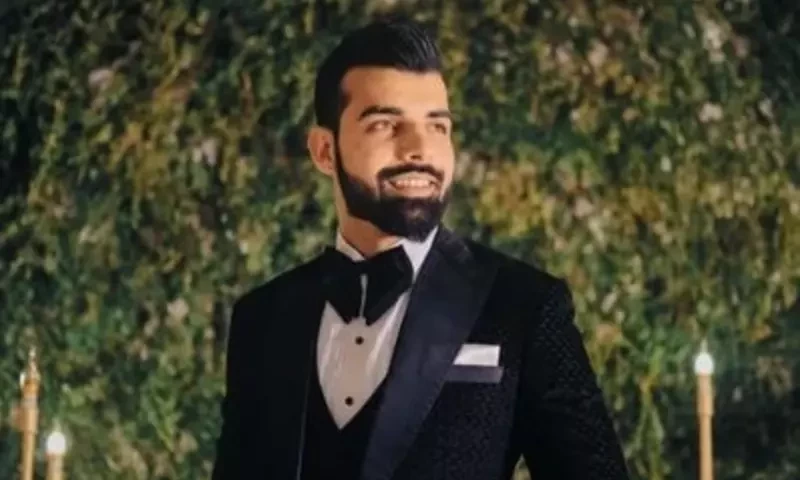 Shadab Khan gets birthday surprise from his wife