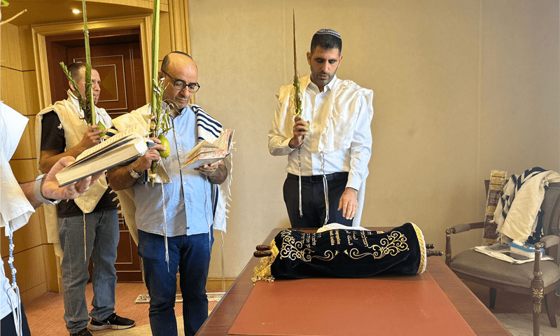 Israeli minister holds Jewish prayer in Saudi Arabia