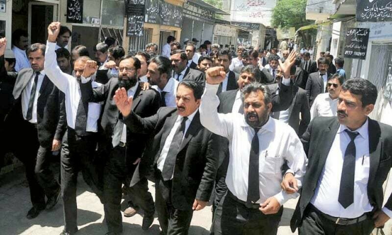Lahore Bar Association announces strike over case against secretary