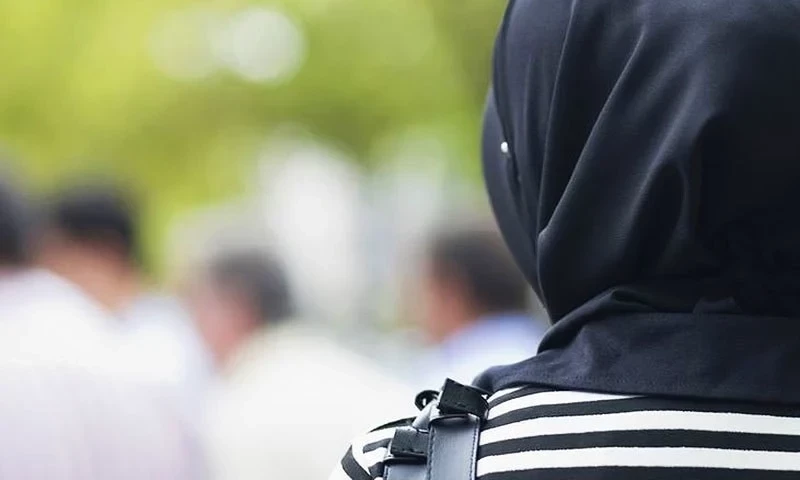 Woman &lsquo;harassed&rsquo; in Karachi&rsquo;s Samanabad area
