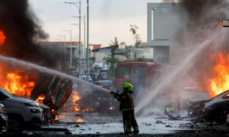 World in shock after attacks on Israel