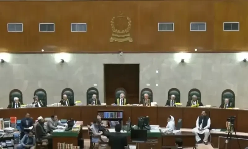 Hearing of petitions against law clipping CJP&rsquo;s power adjourned till Tuesday