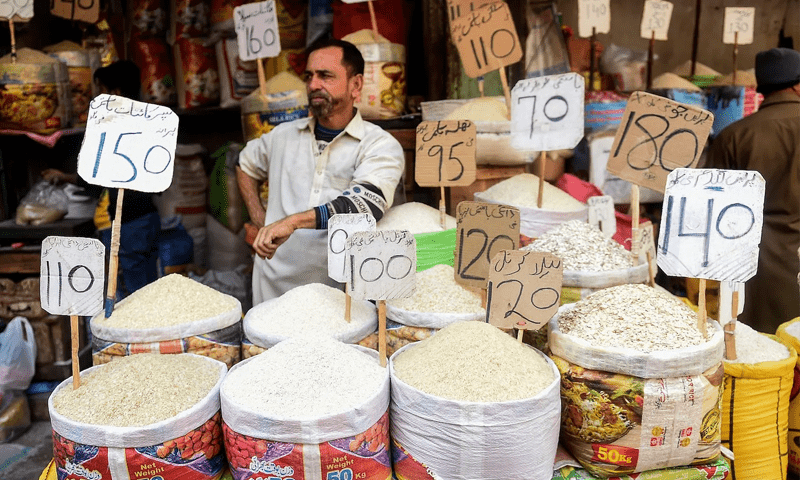 IMF projects economy to grow at meagre 2.5%