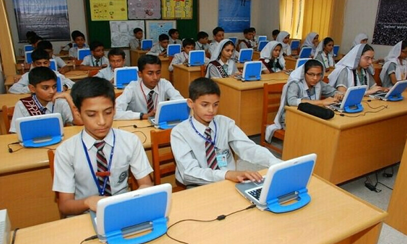 KP govt supports private schools to increase literacy rate
