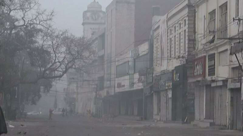 Citizens suffer from diseases as Lahore fights smog