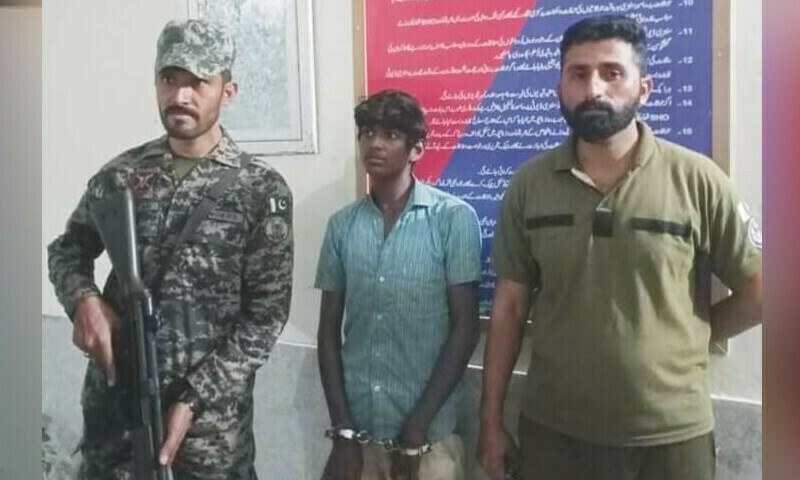 Rangers arrest 18-year-old for illegally crossing into Pakistan