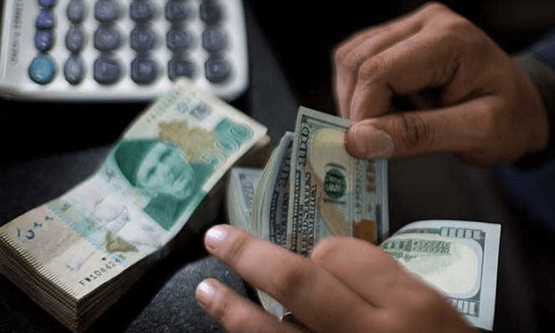 Dollar maintains downward trend as new week begins