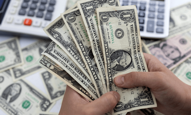 Rupee&rsquo;s 28-day winning streak ends at interbank market