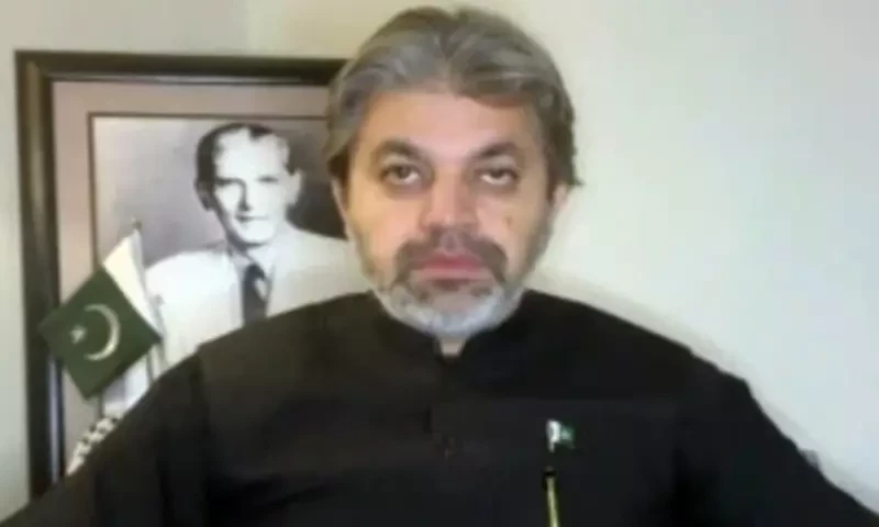 PTI, Imran Khan should get a chance to contest elections: Khan