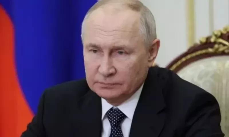 Kremlin says Putin is healthy, laughs off body double rumours