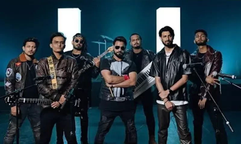 Pakistani band Khudgharz releases first music album