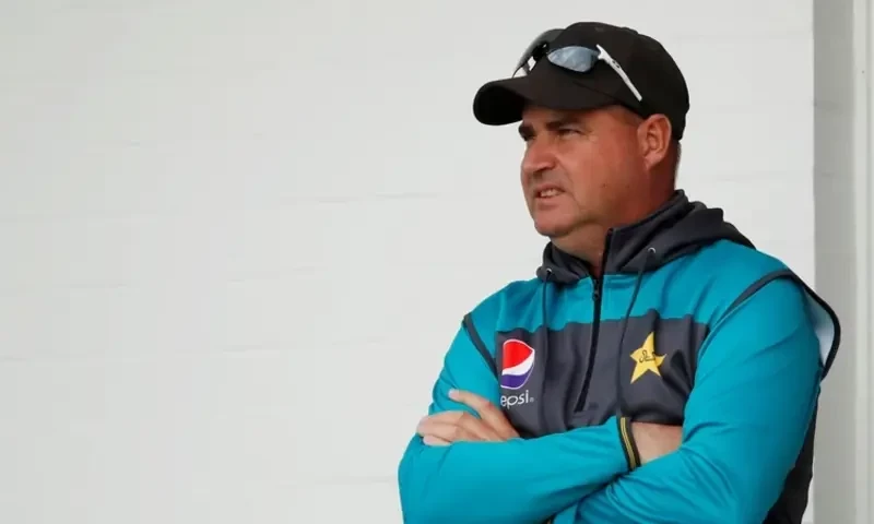Arthur warns against Pakistan &lsquo;witch-hunt&rsquo; after World Cup flop