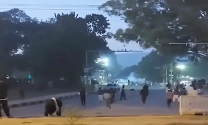 JI workers clash with Islamabad police after party leaders&rsquo; arrests
