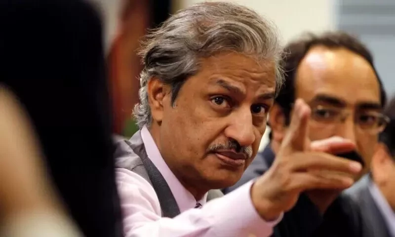 Former PEMRA chief accuses ex-spymaster of pressurising him during Faizabad sit-in