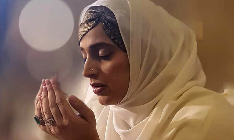Noor Bukhari criticises celebrities connecting depression with religion