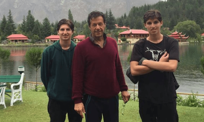 Court allows Imran Khan again to talk to his sons via what&rsquo;s app