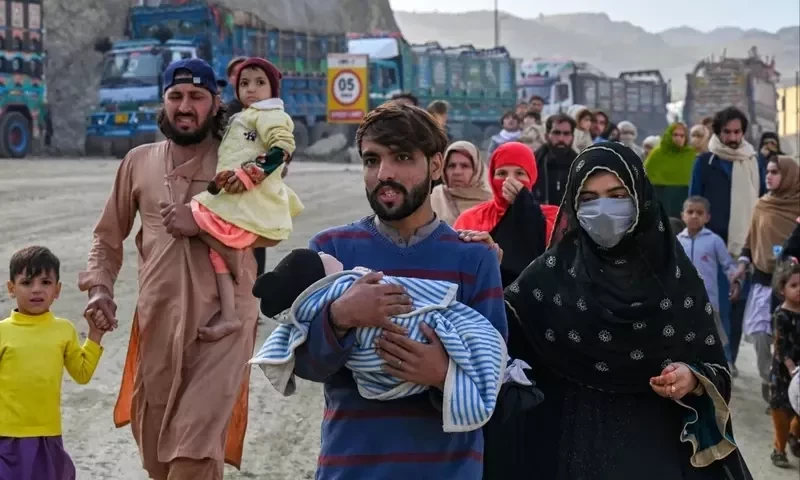 Pakistan exempts Afghans awaiting resettlement to US from deportation