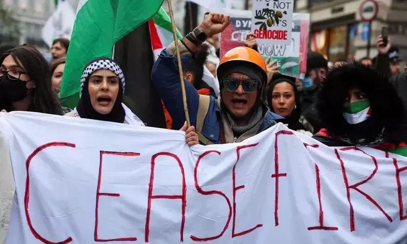 Thousands rally in UK calling to end Israeli attacks in Gaza