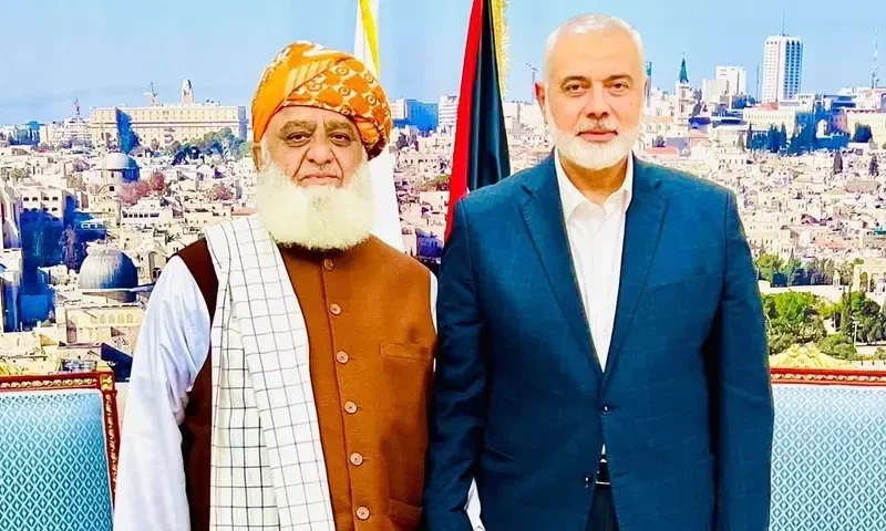 JUI-F chief meets Hamas leaders Ismail Haniyeh, Khalid Mashal in Qatar