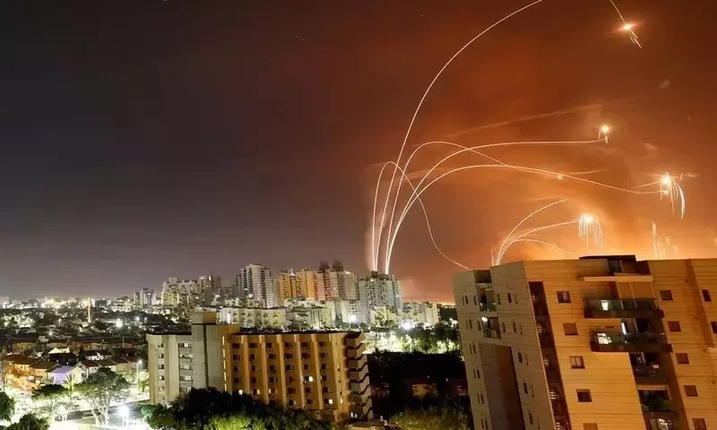 Iron dome malfunction: Israeli missile falls back on Israeli hospital