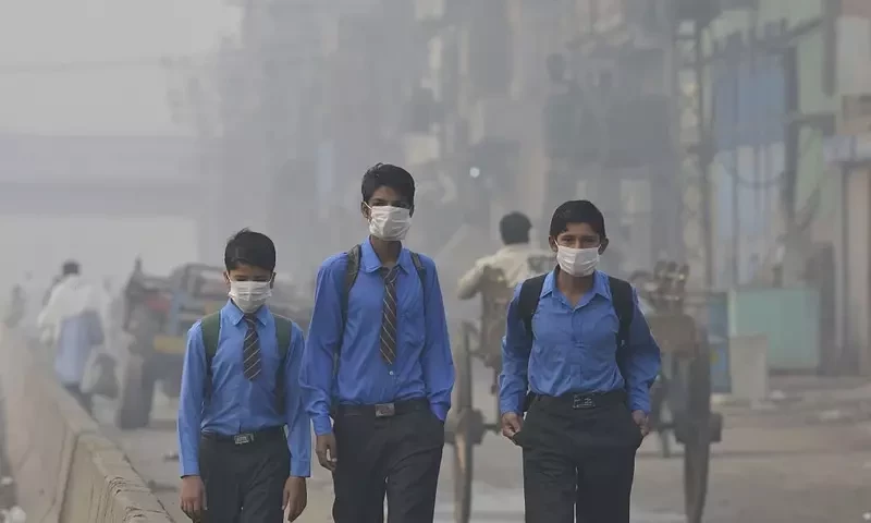 Smog prompts Punjab to close schools, offices in six districts from Nov 9 to 12