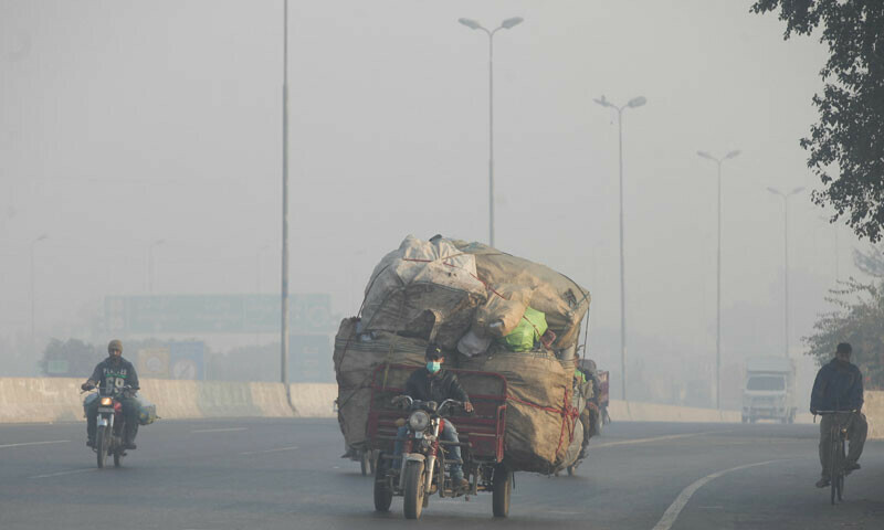 Lahore becomes world&rsquo;s most polluted city as AQI reading crosses 400