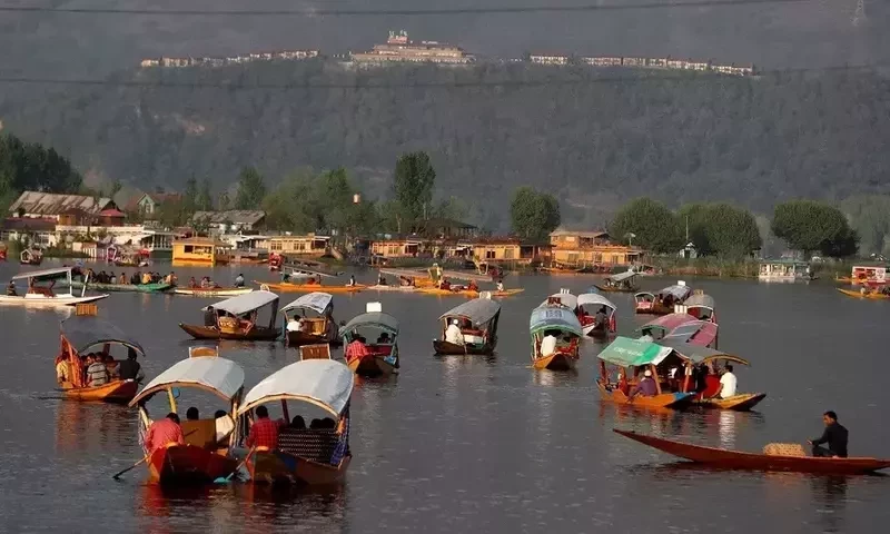 Three Bangladeshi tourists die in houseboat fire in Indian occupied Kashmir