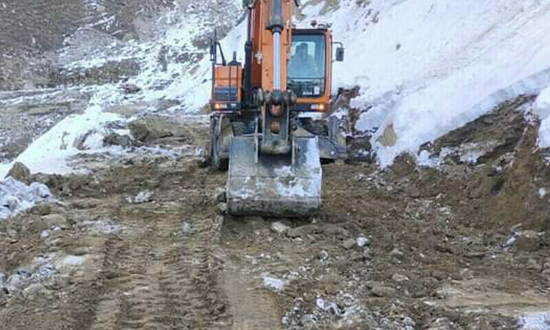 Authorities start clearing road to Saif-ul-Malook lake