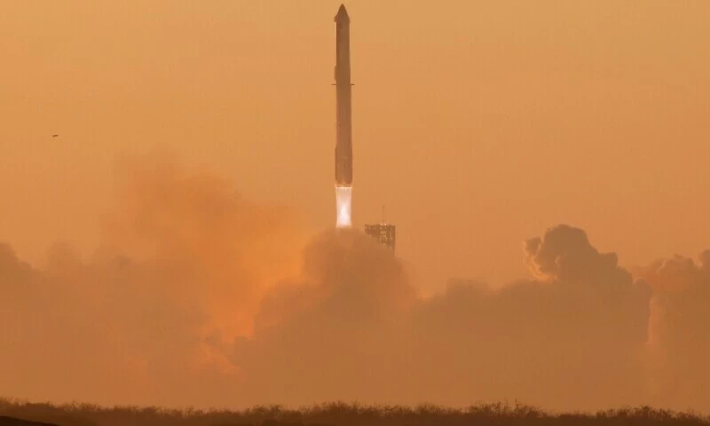 SpaceX Starship launch presumed failed minutes after reaching space