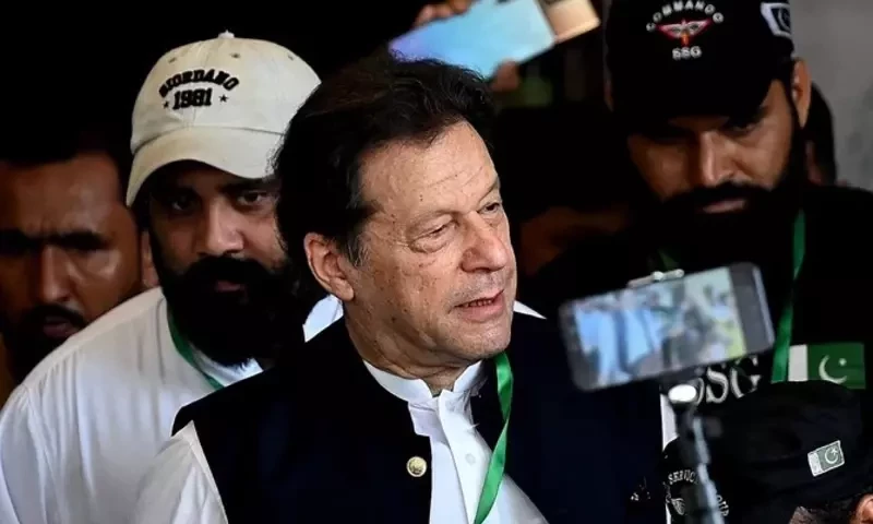 ECP to hear contempt case against PTI chief Imran Khan on Nov 23
