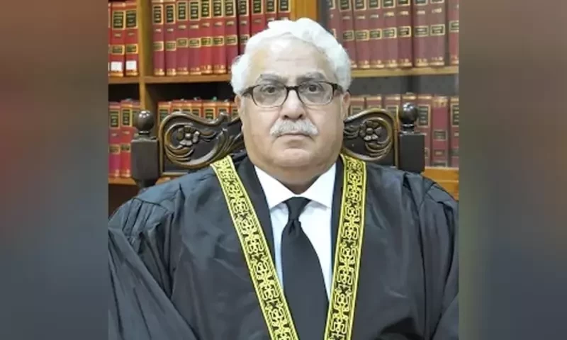 SJC serves show cause notice to Justice Naqvi after hearing complainants