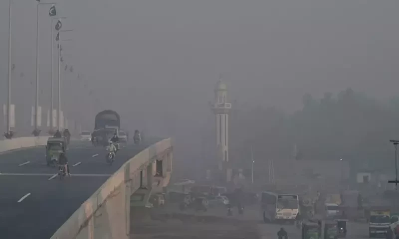 Smog: Markets to be closed in six Punjab divisions on Sunday