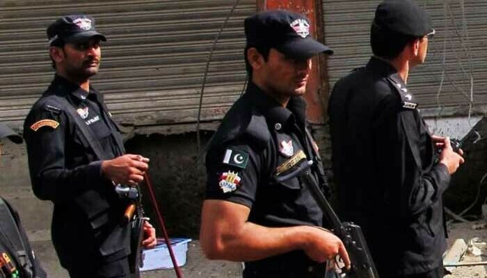 Blast near security forces vehicle leaves nine injured in KP&rsquo;s Bannu: sources