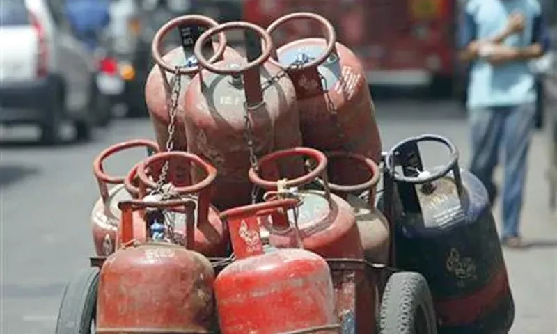Ogra increases LPG rates by 1.5%