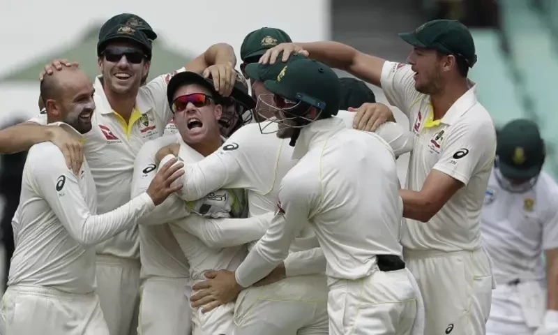 Australia names 14-man squad for first test