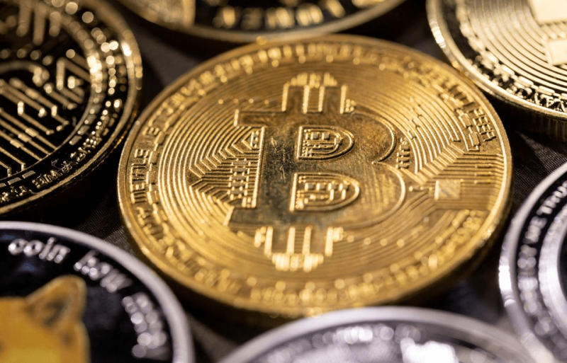 Bitcoin breaks $40,000 as momentum builds