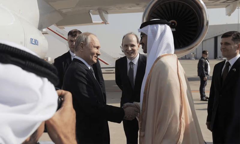 Putin, flanked by Russian fighters, jets into Middle East to meet Saudi&rsquo;s MbS