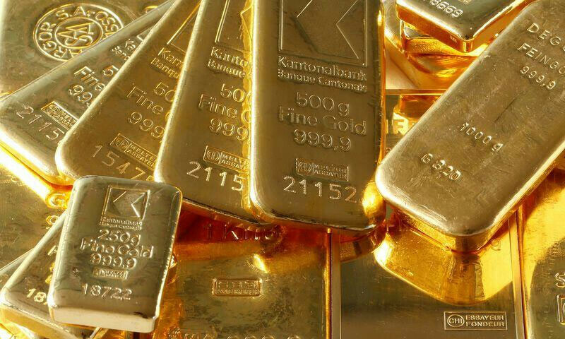 Gold price increases by Rs800 per tola