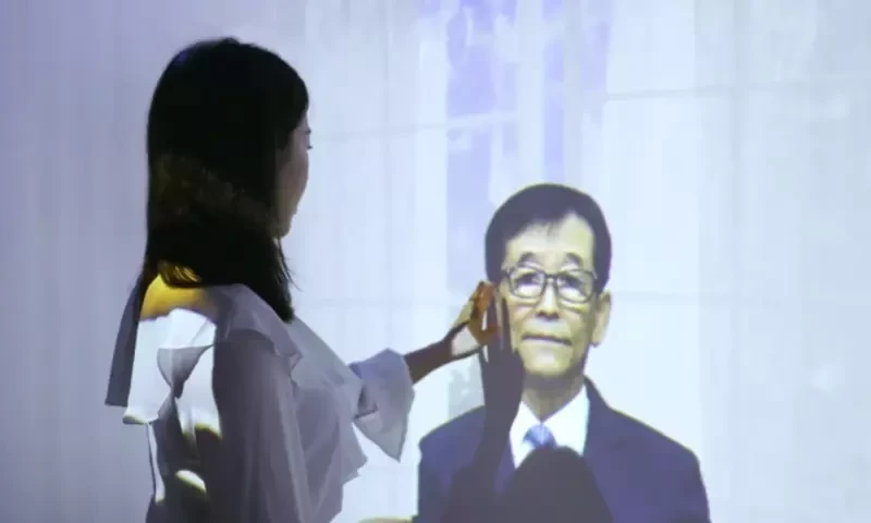 Chinese mourners use AI to digitally resurrect the dead