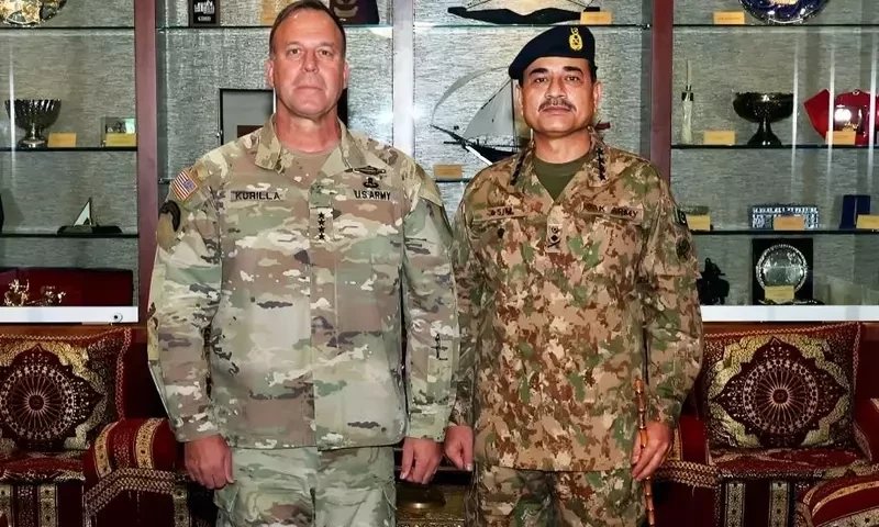 COAS, CENTCOM chief reiterate need for boosting training interactions