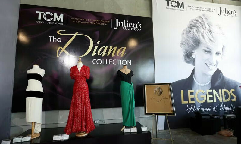 Princess Diana dress sells for record $1.1 million at auction