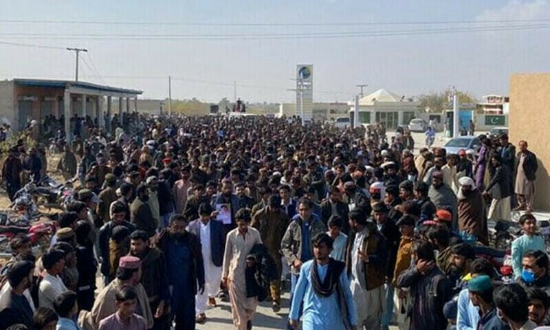 Police set up traffic diversions as Baloch long march reaches Islamabad