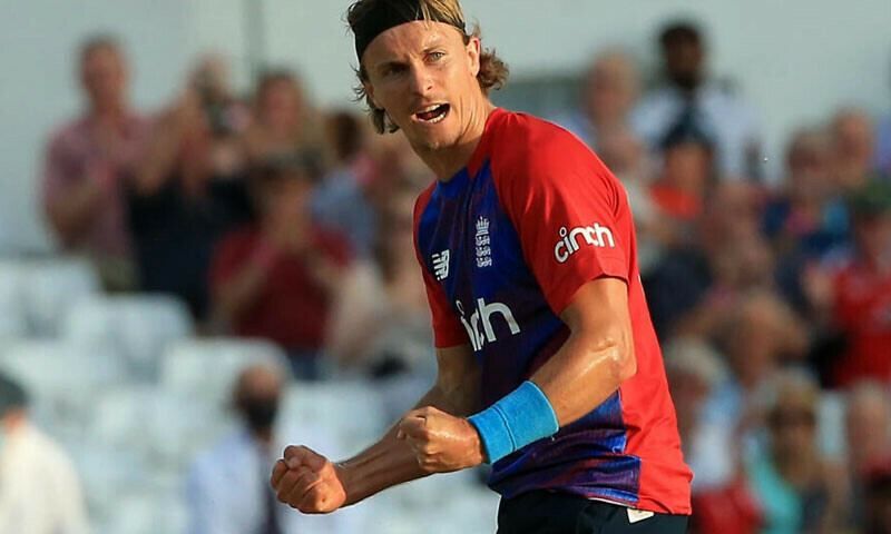 England star Curran vows appeal after &lsquo;intimidating umpire&rsquo; ban