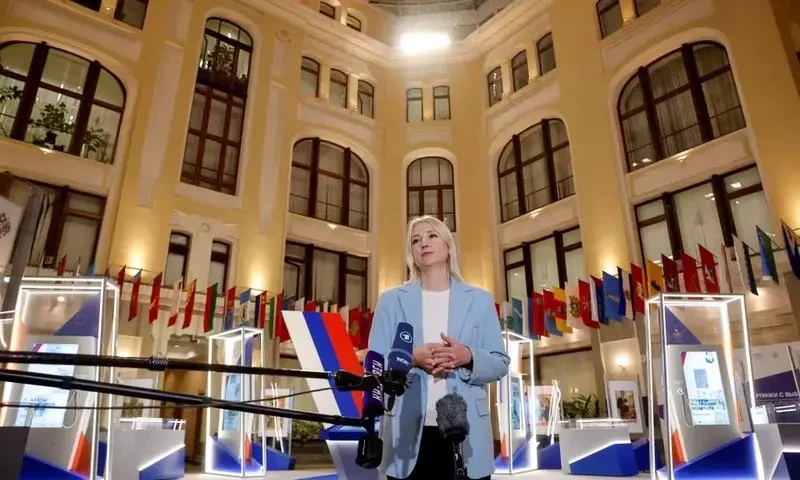 Yekaterina Duntsova barred from running against Putin in election