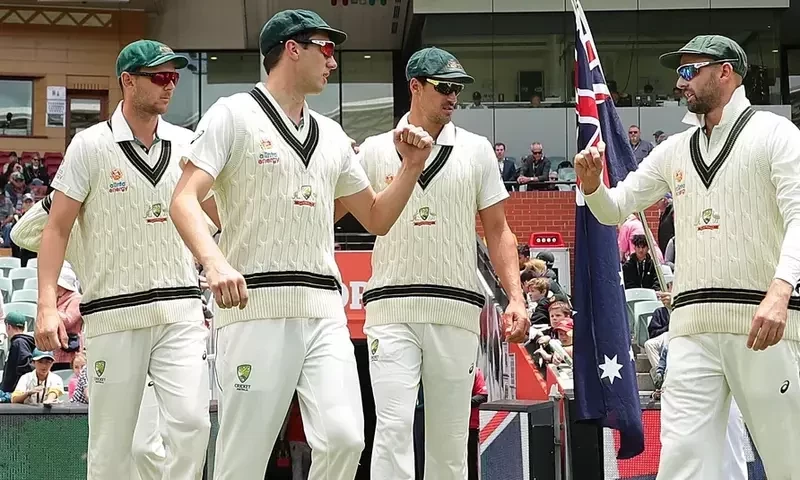 Australia unchanged for 2nd Test, Pakistan drop veteran Ahmed