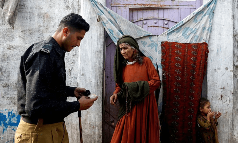 Pakistan deported Afghans waiting for US resettlement