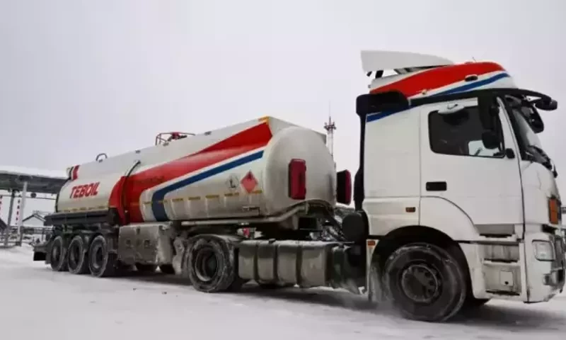 Russia says redirected most oil exports to China, India