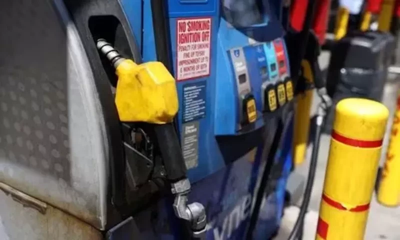 Oil slides as Saudi price cuts counter Middle East worries