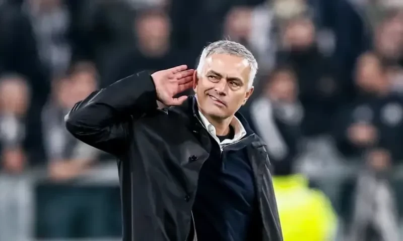 Roma sacks Jose Mourinho as club coach