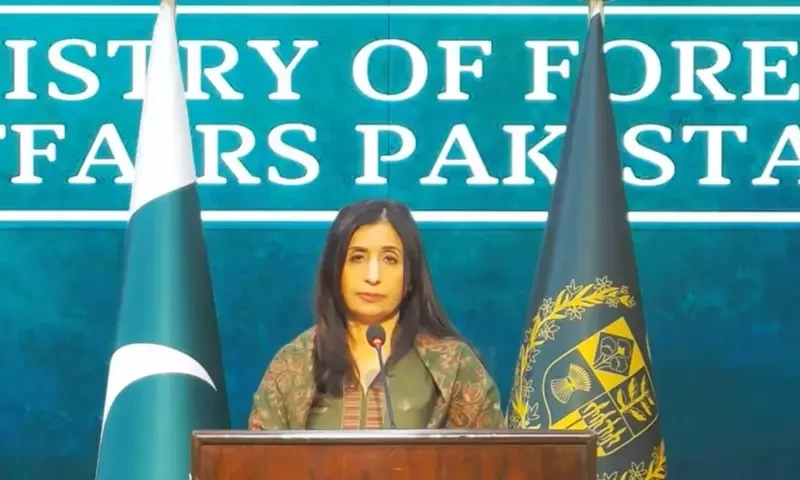 Pakistan expels Iranian ambassador after violation of country&rsquo;s airspace